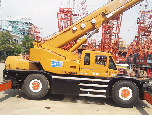 KATO KR65H (65 TON) copy 3